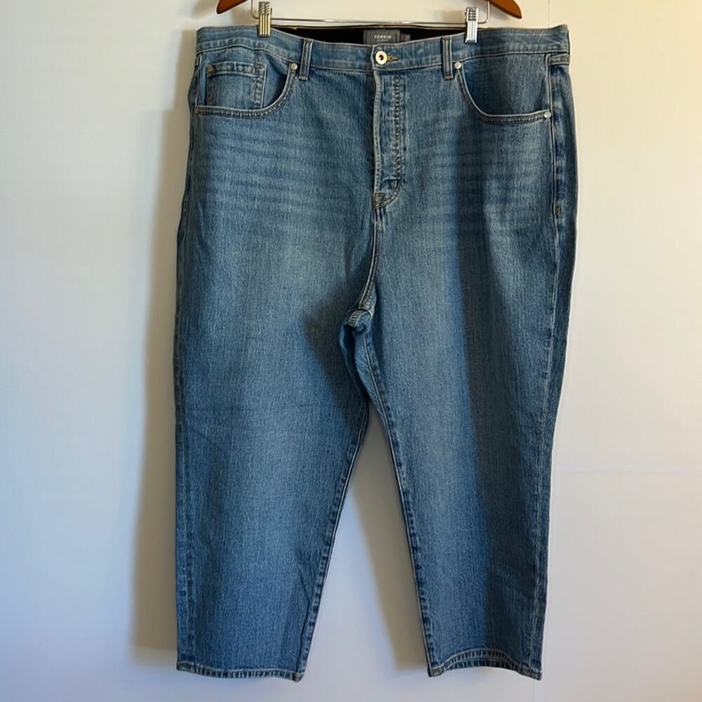 Torrid Mom Jean Size 24S Medium Wash Straight Leg High Rise Gap Proof Waist